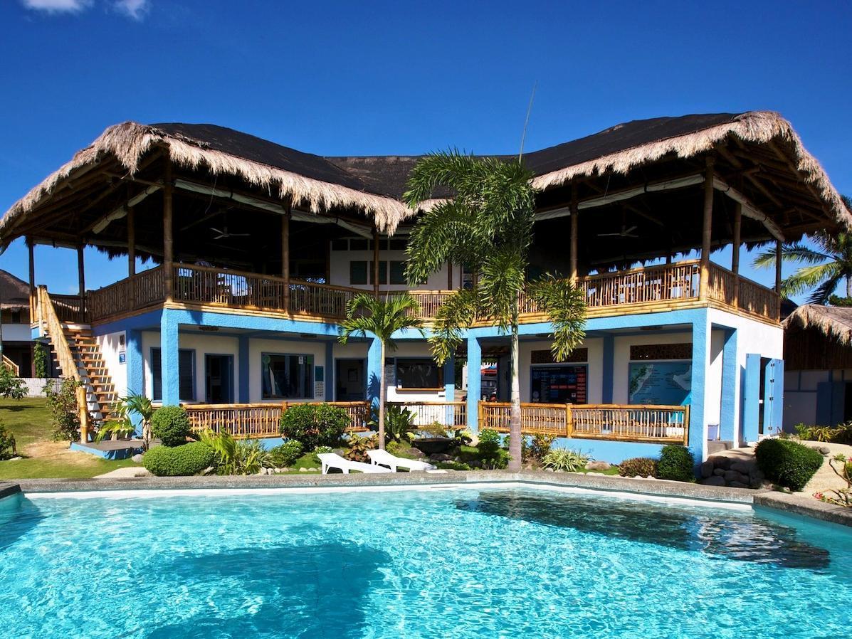 Liquid Dive Resort