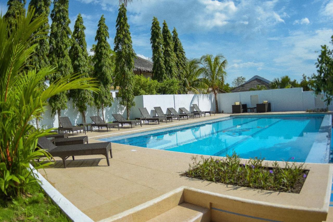 Liquid Dive Resort